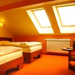 Bed and Breakfast Oberza Pod Roza Restauracja, Sauny, Jacuzzi