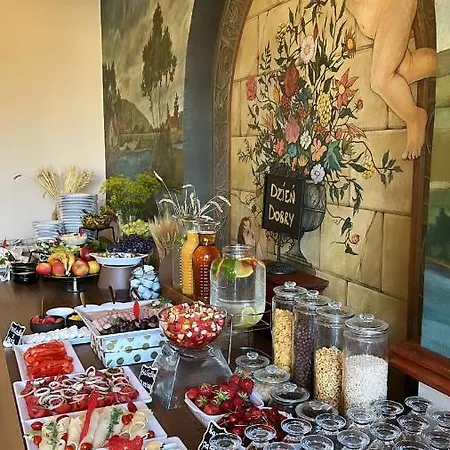 Oberza Pod Roza Bed & Breakfast 3*