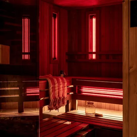 B&B Oberza Pod Roza Restauracja, Sauny, Jacuzzi 노비 타르그