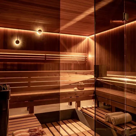 Oberza Pod Roza Restauracja, Sauny, Jacuzzi 노비 타르그