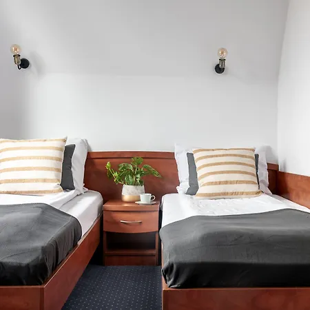 Bed & Breakfast Oberza Pod Roza Restauracja, Sauny, Jacuzzi Nowy Targ