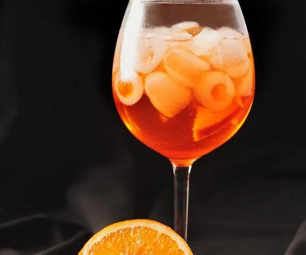 Oberza Pod Roza Restauracja, Sauny, Jacuzzi 住宿加早餐酒店 新塔尔格