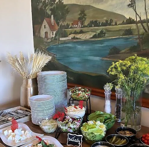 Oberza Pod Roza Restauracja, Sauny, Jacuzzi 住宿加早餐酒店