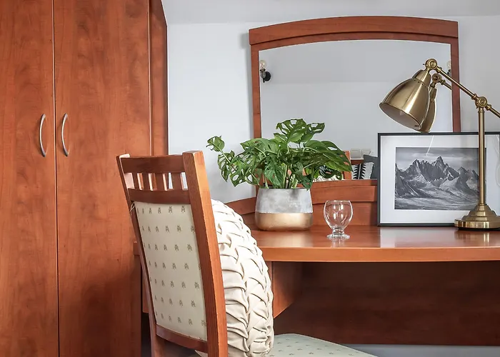 Oberza Pod Roza Restauracja, Sauny, Jacuzzi 新塔尔格