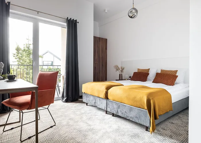 Oberza Pod Roza Restauracja, Sauny, Jacuzzi ベッド・アンド・ブレックファスト ノヴィ・タルク