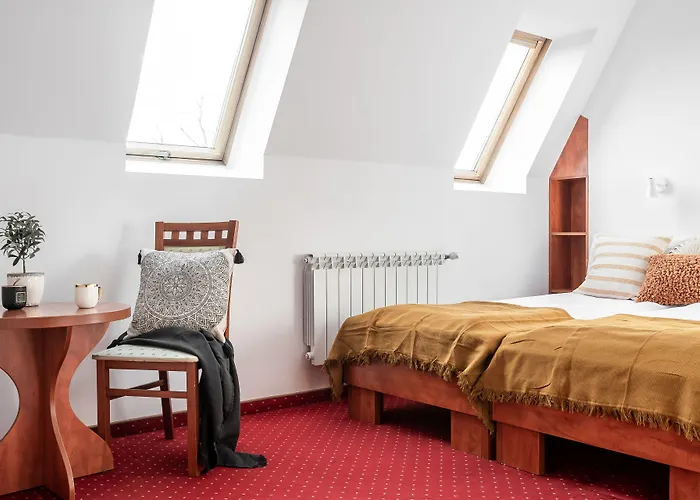 Oberza Pod Roza Restauracja, Sauny, Jacuzzi 新塔尔格